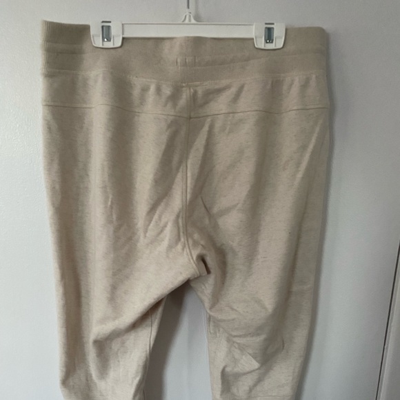 Mountain hardwear fire tower pants in stone - size large - Picture 5 of 5
